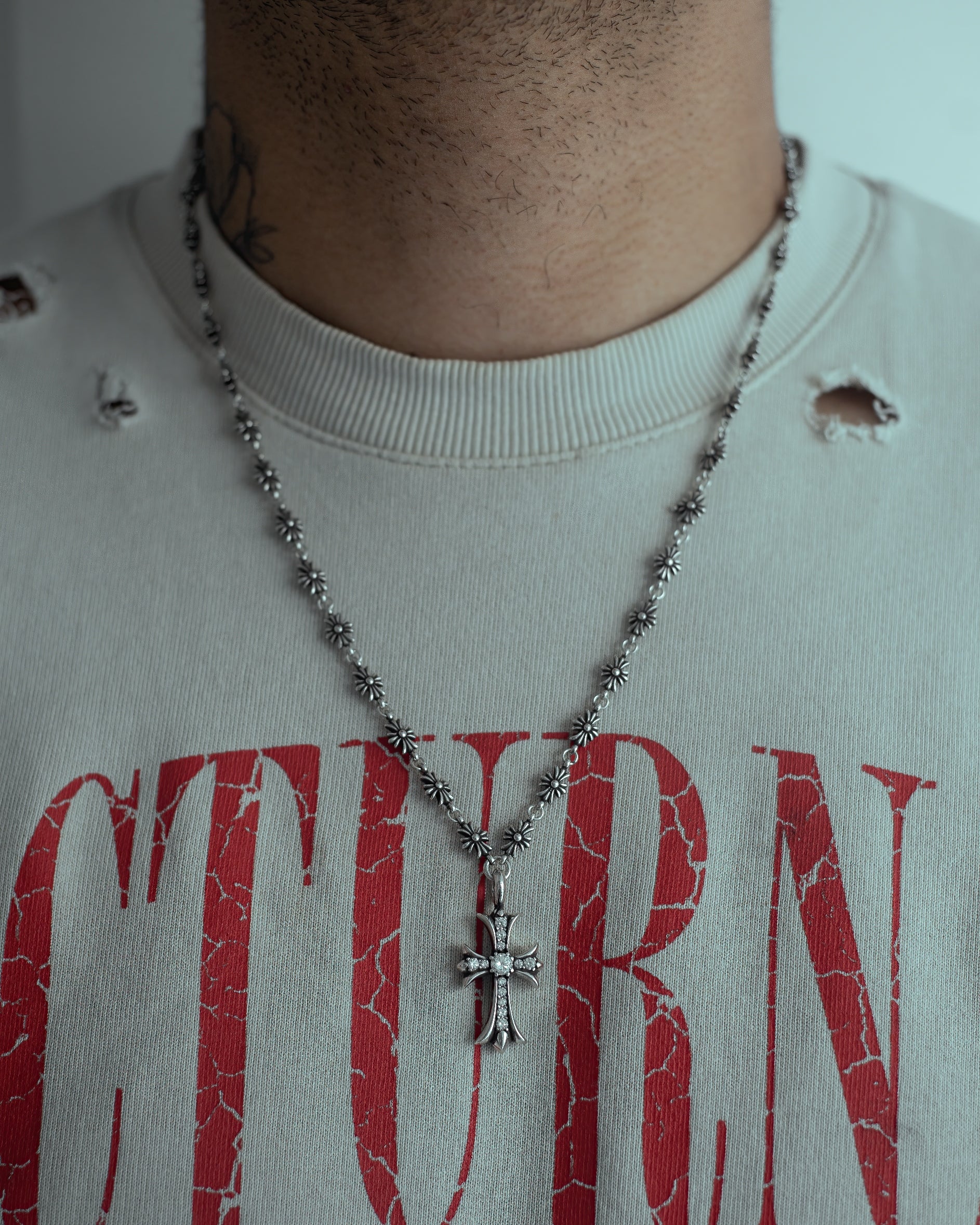 Collar con Cruz Chrome Hearts