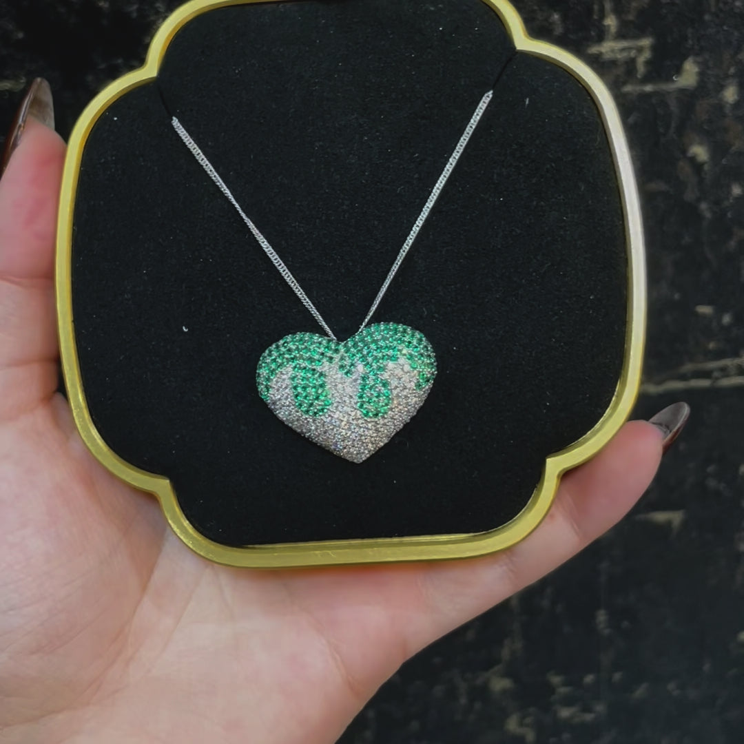 Corazon con diamantes