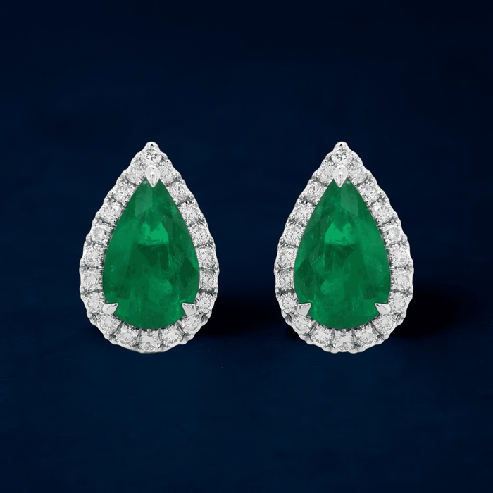 18k Colombian Emerald Earring